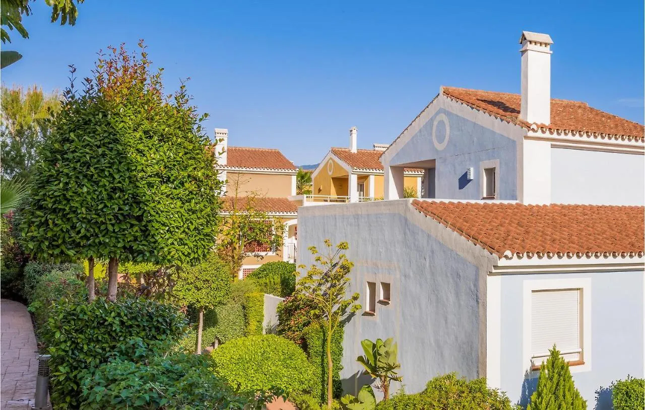 Beautiful Apartment In Estepona With Wifi 0*,