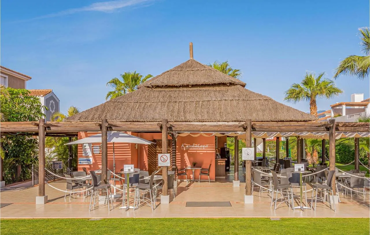 Beautiful Apartment In Estepona With Wifi