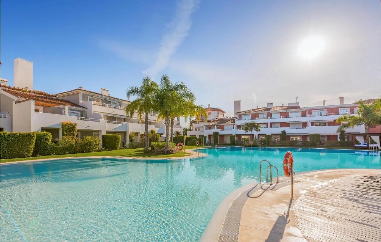 Beautiful Apartment In Estepona With Wifi